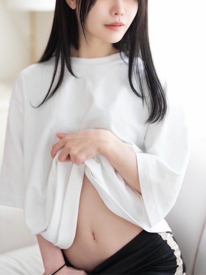 高級デリヘル｜夢山　ももか